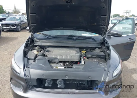 2015 Jeep Cherokee Limited из США, поврежденный, VIN 1C4PJMDB8FW514327